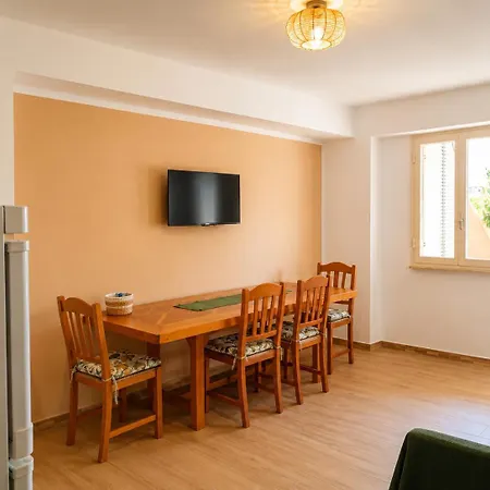 Appartement Almarea *